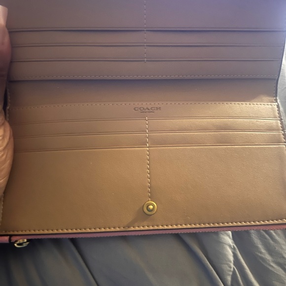 Pink Coach Dempsey File Bag In Signature Jacquard with A Matching Wallet NWT - Picture 7 of 10